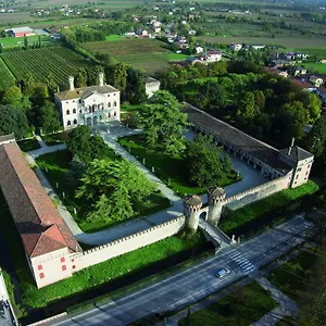 Castello Di Ронкаде